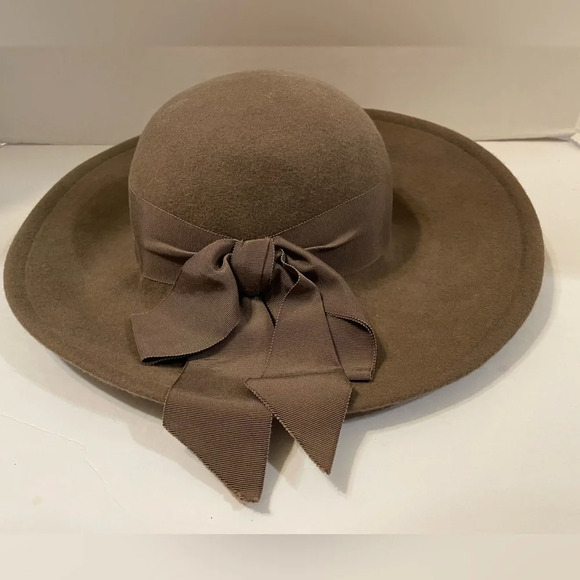 Betmar New York Brown 100% Wool Hat With Bow OS - Picture 5 of 9